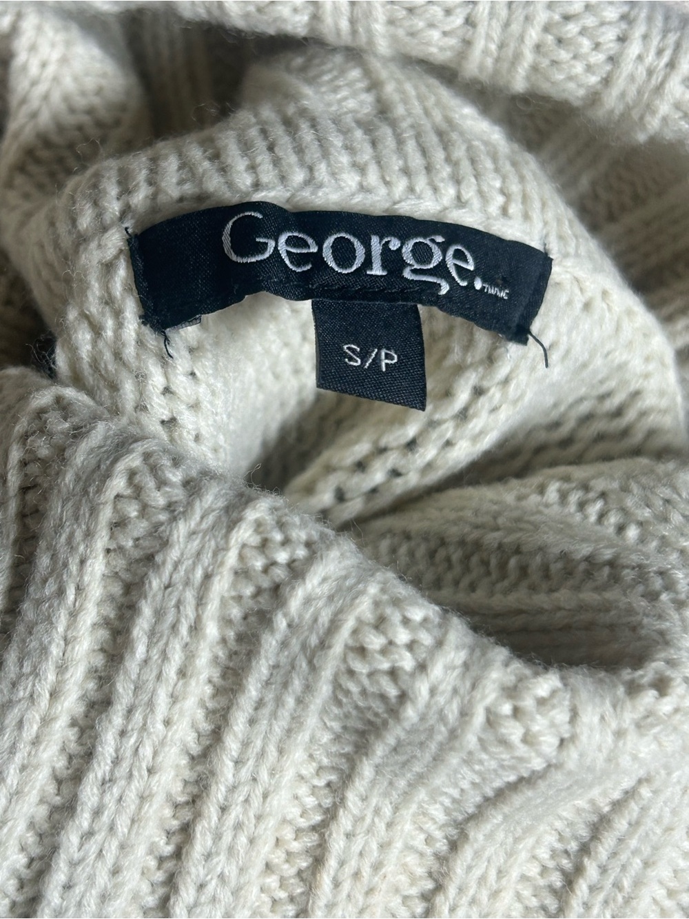 George S Cream Funnel Neck Poncho Sweater Oversized Cape Long Sleeve Pockets - Picture 4 of 8